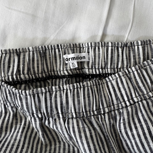 NEW Reformation Ava Stripe Wide Leg Linen Pants - Picture 8 of 9